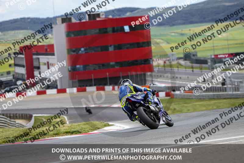 cadwell no limits trackday;cadwell park;cadwell park photographs;cadwell trackday photographs;enduro digital images;event digital images;eventdigitalimages;navarra;no limits trackdays;peter wileman photography;racing digital images;trackday digital images;trackday photos